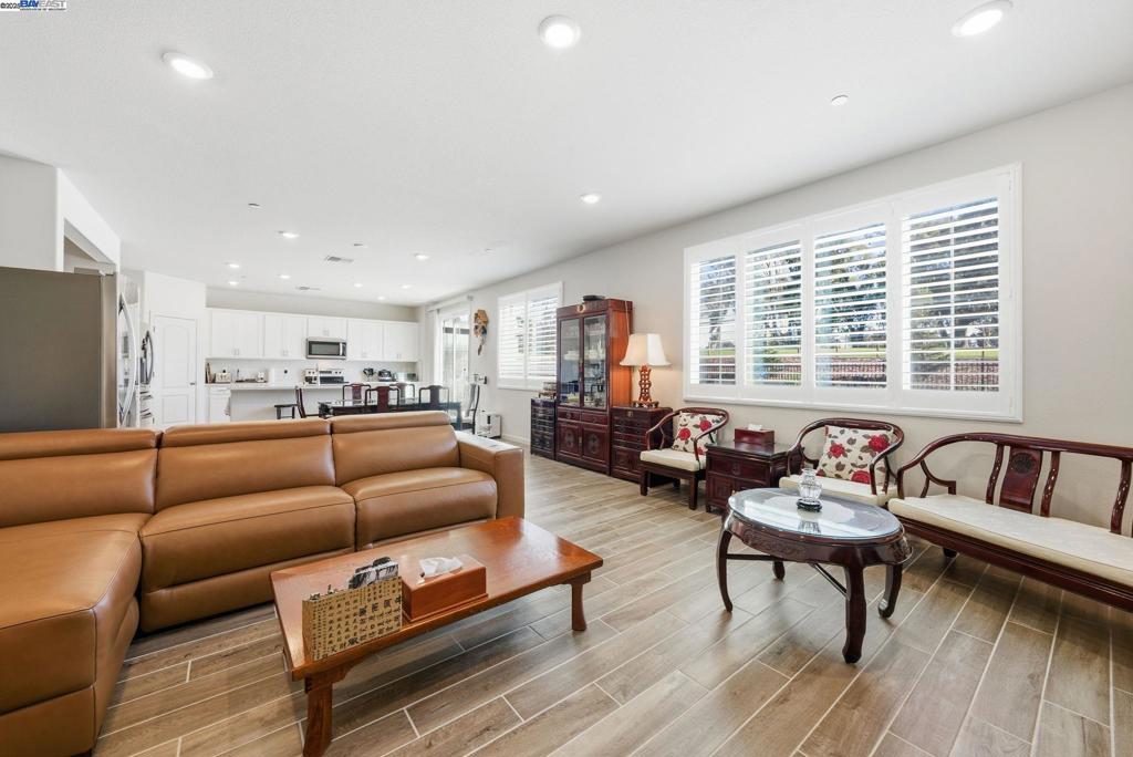 BAYVIEW - Residential