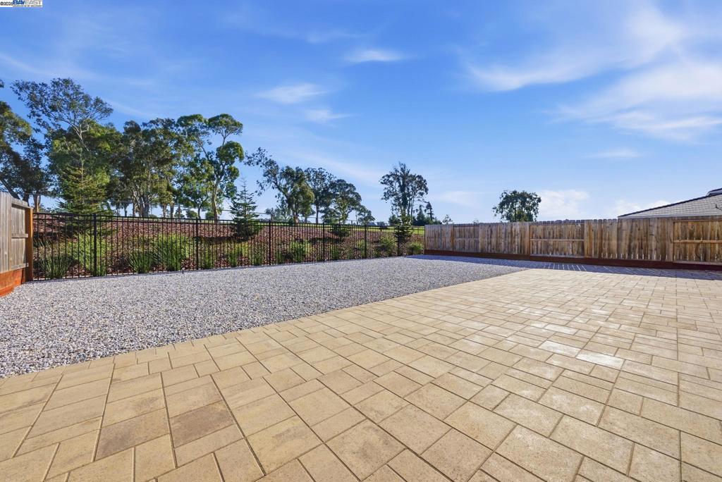 BAYVIEW - Residential