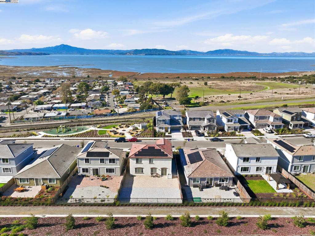 BAYVIEW - Residential