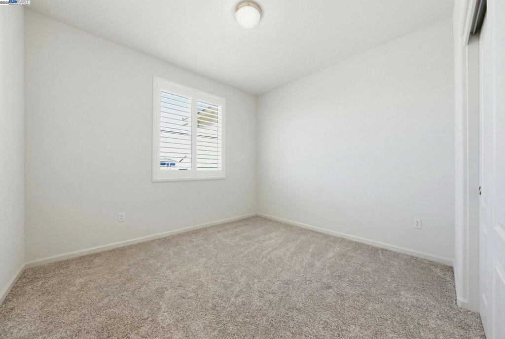 BAYVIEW - Residential