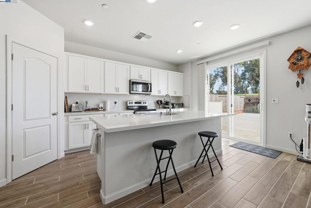 BAYVIEW - Residential