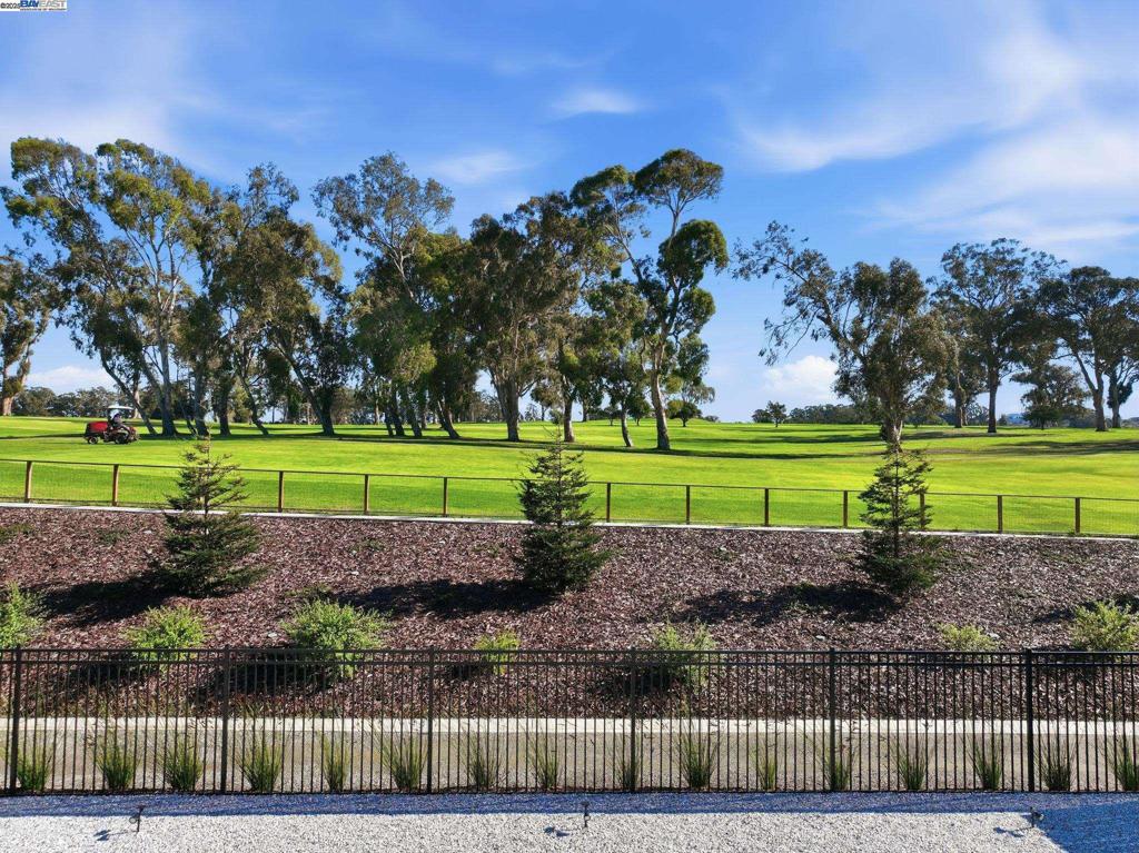 BAYVIEW - Residential