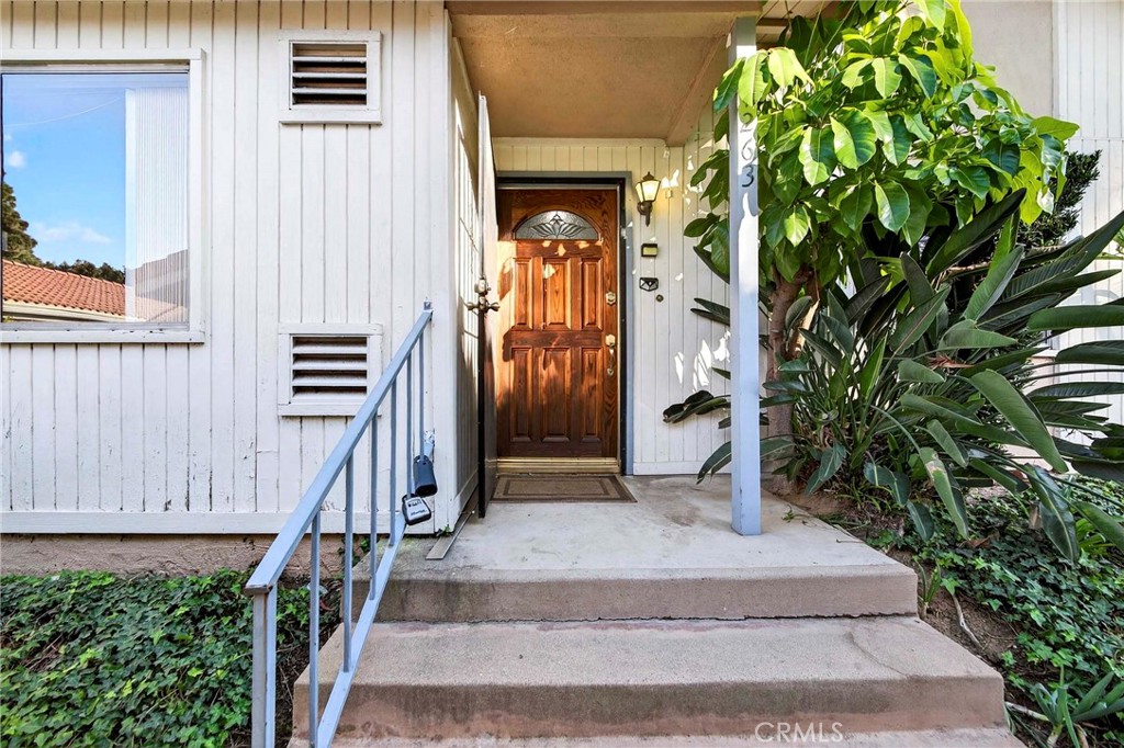 1263 Paseo Dorado 40