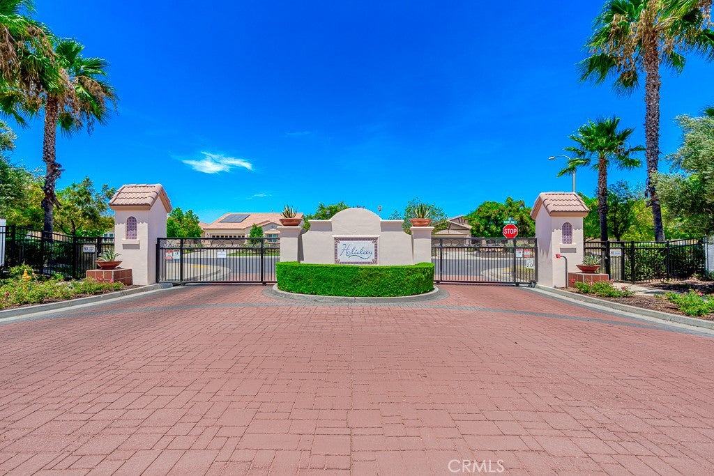 26458 Desert Rose Lane