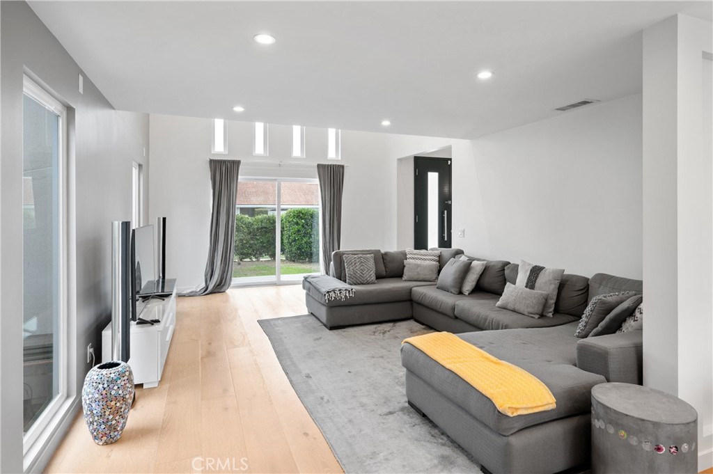 15441 Alsace Circle