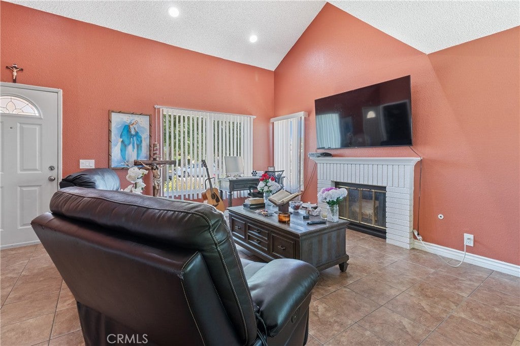 38224 San Mateo