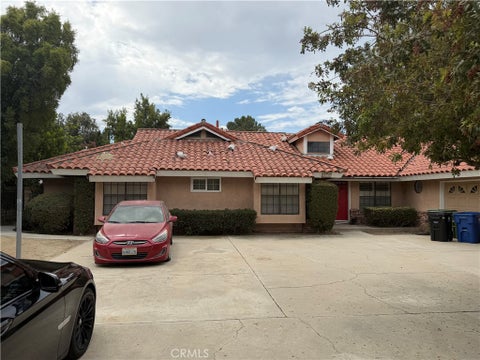 Photo of 21720 Los Alimos ST, Los Angeles, CA 91311 (MLS # SB26178283)