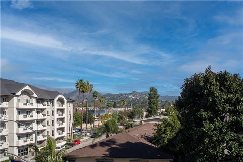 Photo of 222 Monterey Road #206, Glendale, CA 91206 (MLS # PF25276747)
