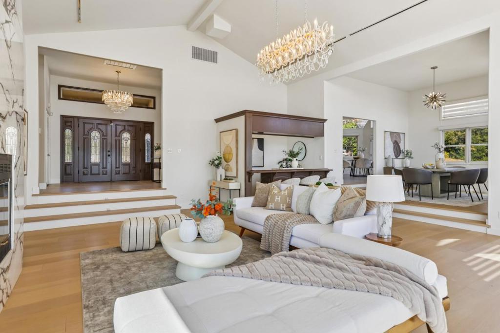 4014 Higuera Highland Lane