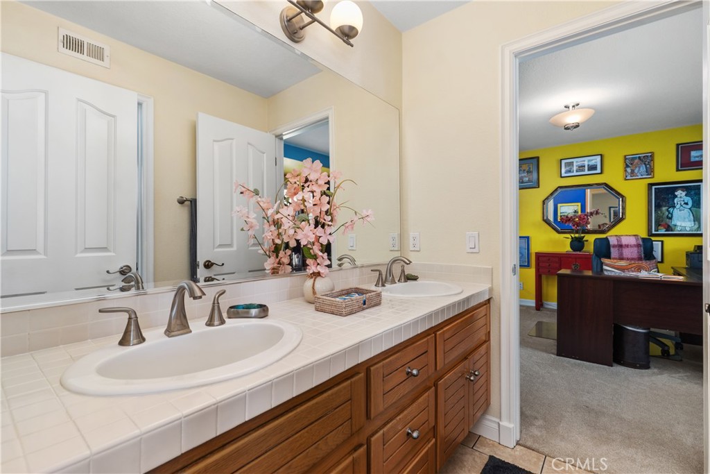 Spinnaker Bay (SY) - Residential