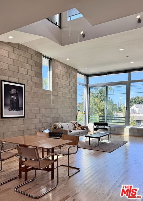 Photo of 717 N Highland Avenue, Los Angeles, CA 90038 (MLS # 25611065) Photo of 717 N Highland Avenue, Los Angeles, CA 90038 (MLS # 25611065)
