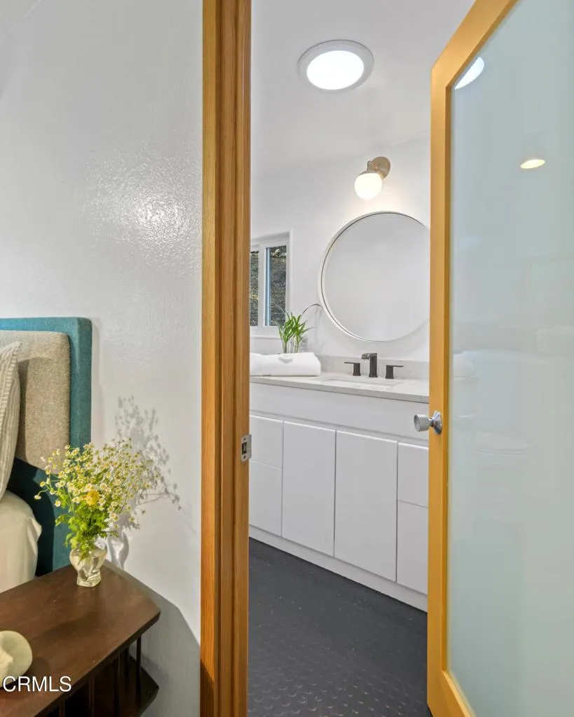 Ojai, California 93023, United States, 3 Bedrooms Bedrooms, ,2 BathroomsBathrooms,Residential,Active,117043