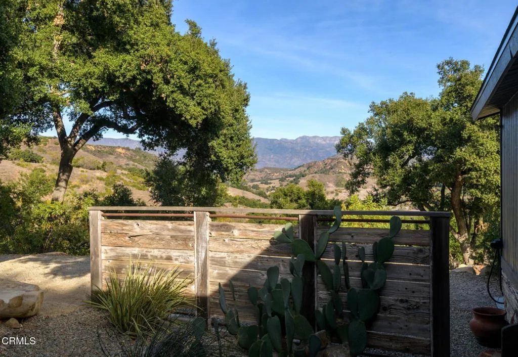 Ojai, California 93023, United States, 3 Bedrooms Bedrooms, ,2 BathroomsBathrooms,Residential,Active,117043