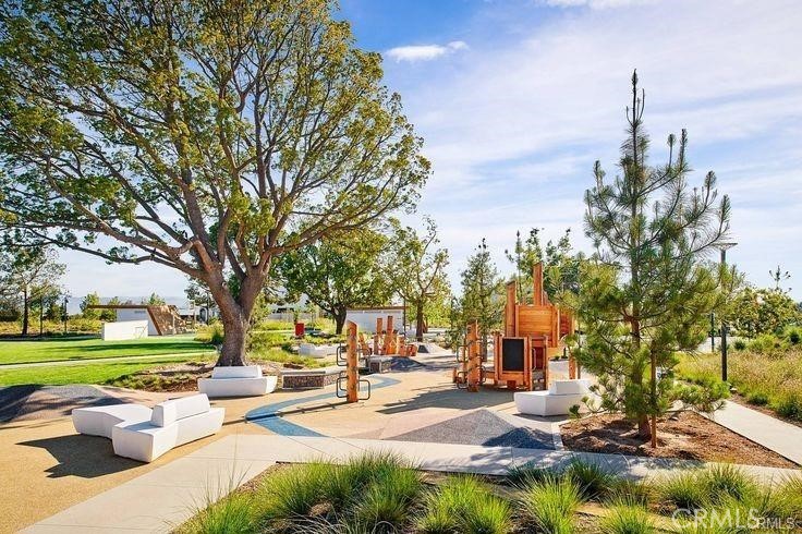 Deco - Residential Lease