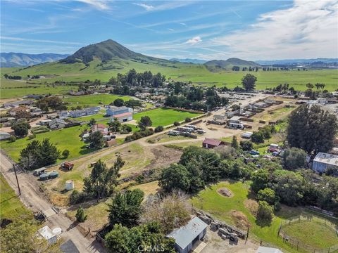 Tiny photo for 35 Blarney, San Luis Obispo, CA 93405 (MLS # SC26072122)