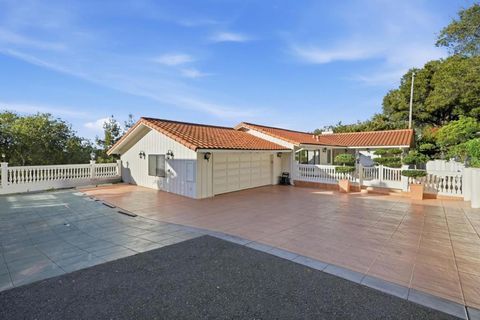 911 Matts Court Los Altos CA 94024