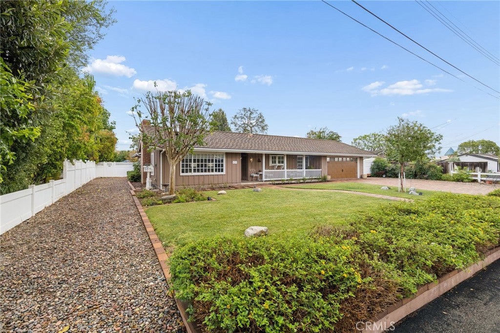 4792 Collins Lane