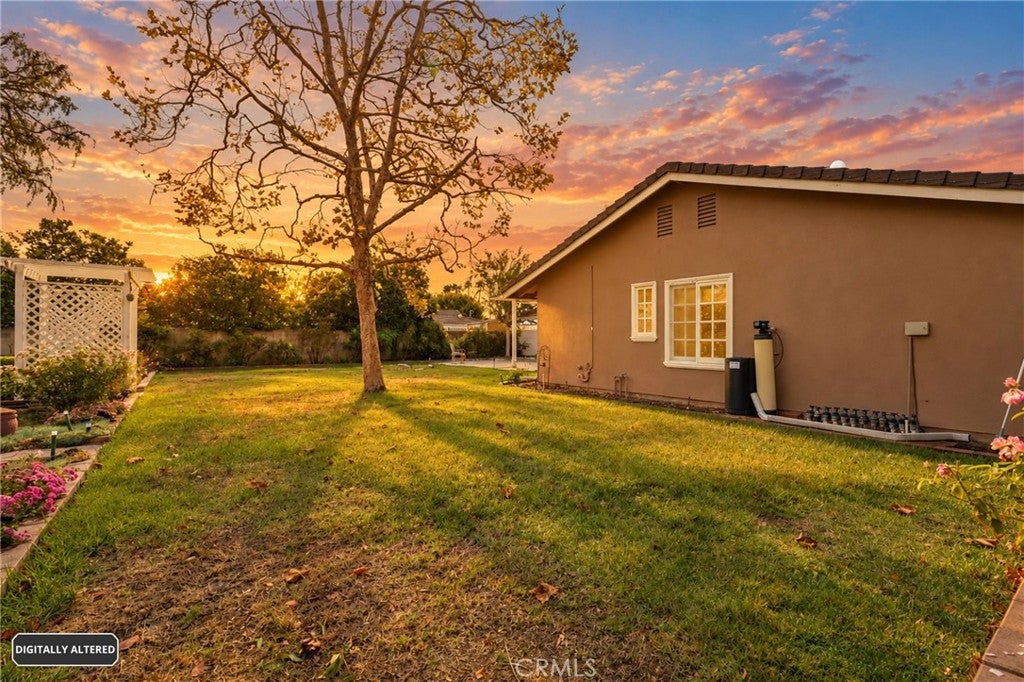 4792 Collins Lane