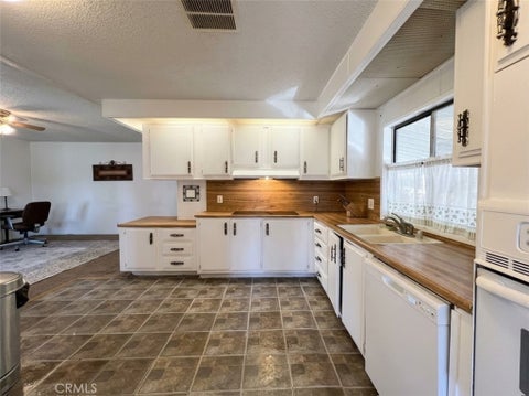 Tiny photo for 1300 W Menlo AVE #97, Hemet, CA 92543 (MLS # IG26231010)
