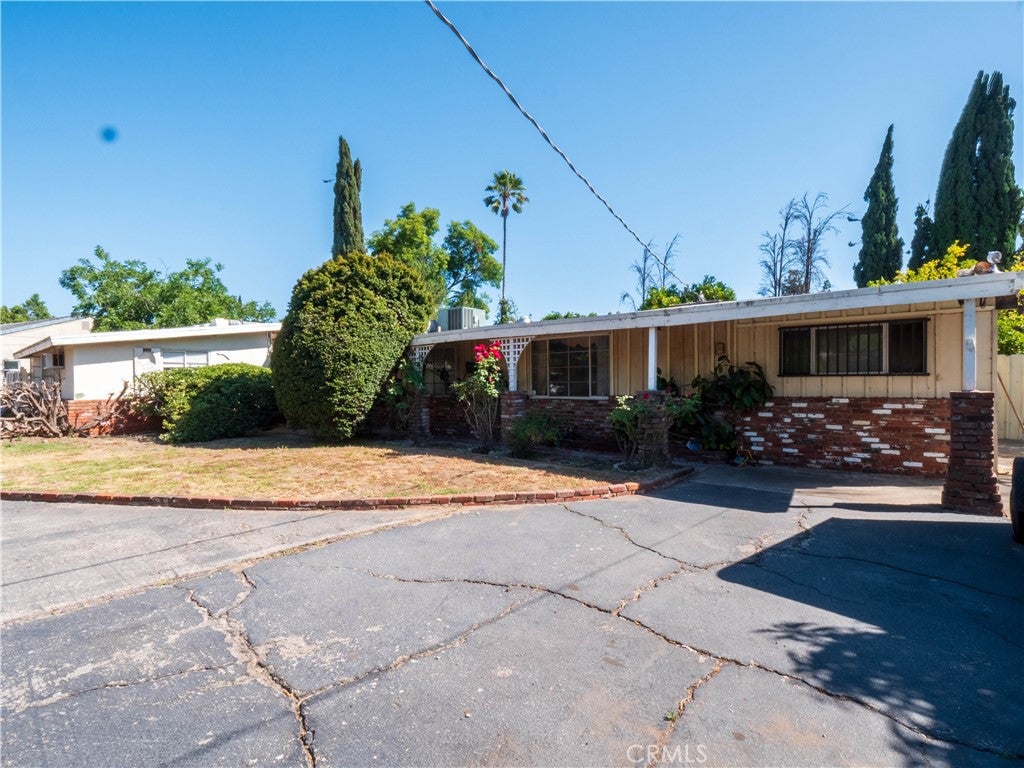 9281 Dorrington