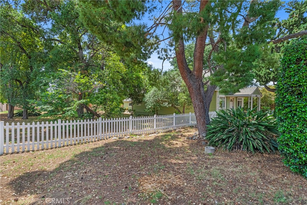 628 E Ada Avenue