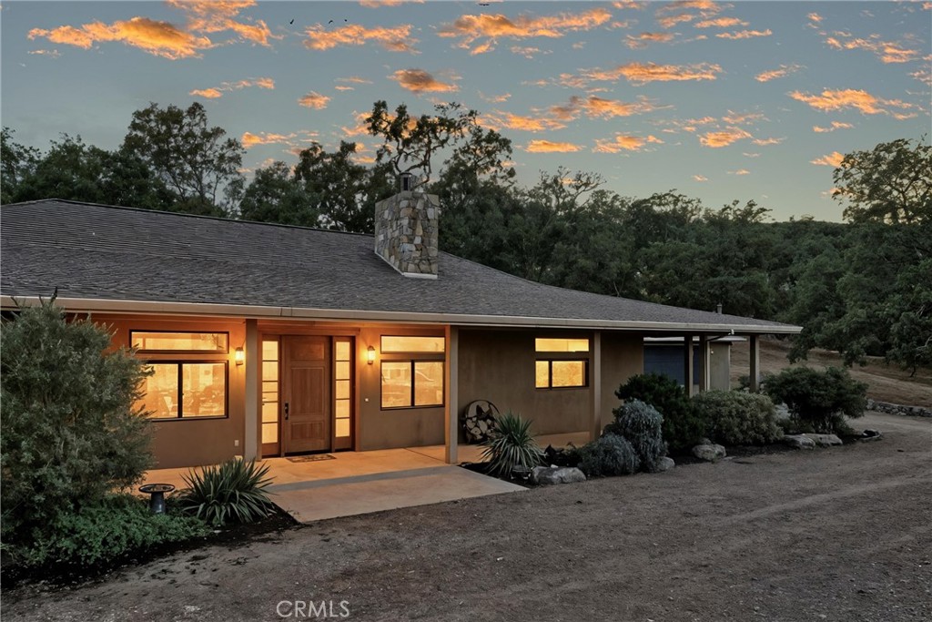 17205 Black Oak Hill