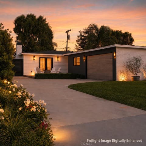 Photo of 2611 Westminster PL, Costa Mesa, CA 92627 (MLS # OC26161188)