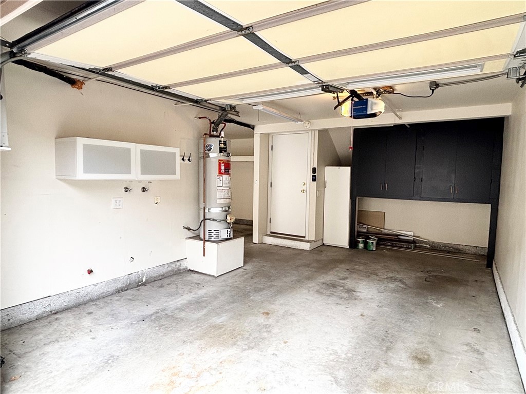 Amberwood I (AMB1) - Residential Lease