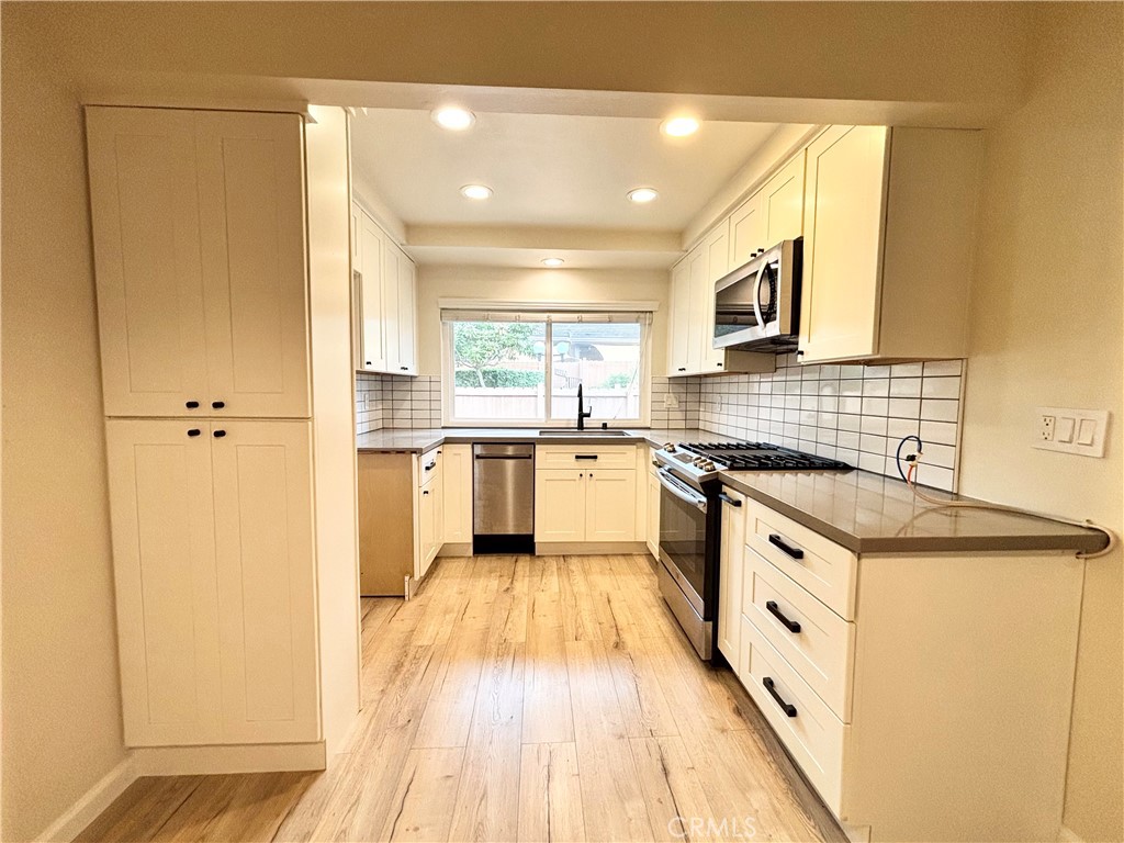 Amberwood I (AMB1) - Residential Lease