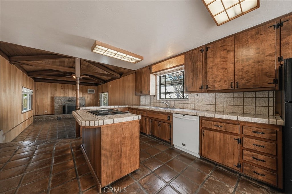 4262 Country Club