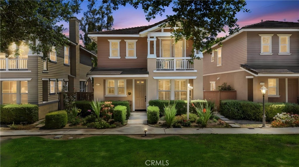 4257 Emerald AVE