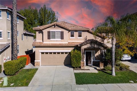 Photo of 39790 Monarch Dr, Murrieta, CA 92563 (MLS # IG26011924)