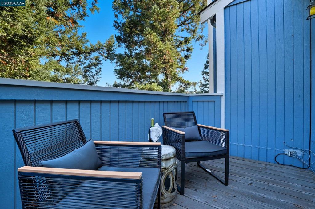 TRES LAGOS NORTH - Residential