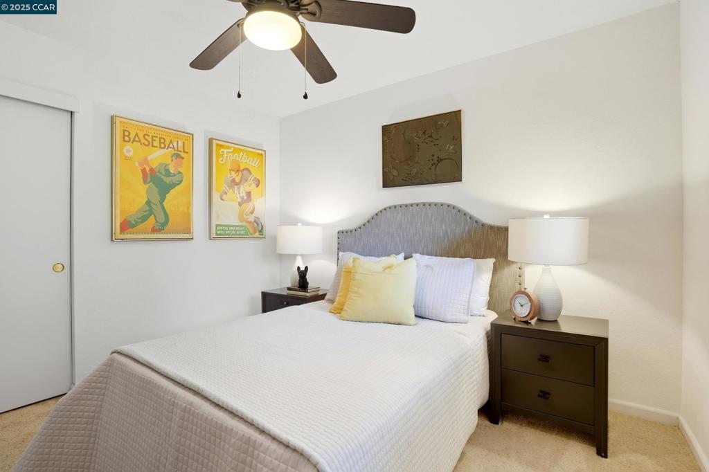 TRES LAGOS NORTH - Residential