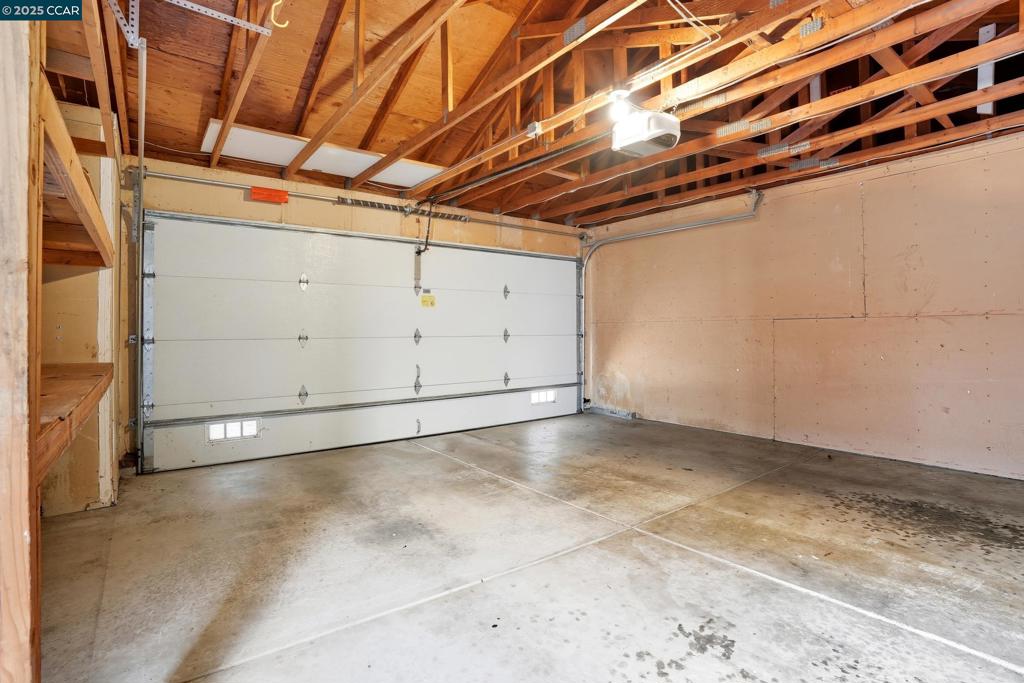 TRES LAGOS NORTH - Residential