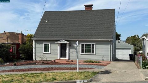 Photo of 611 Amador St St, Richmond, CA 94805 (MLS # 41127916)