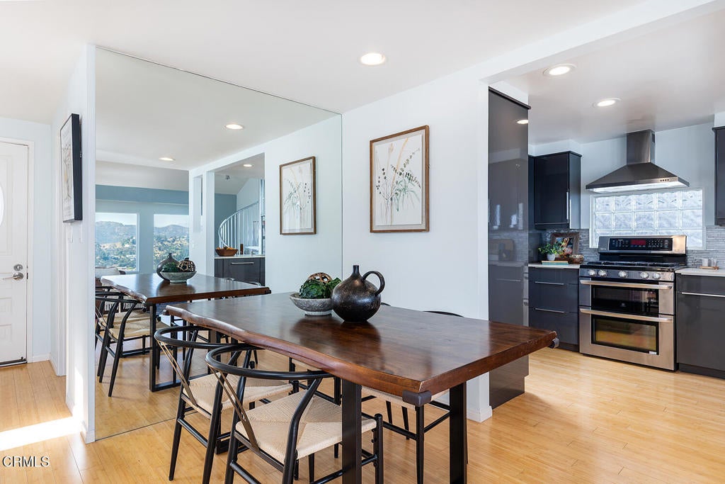 6936 Pacific View Drive