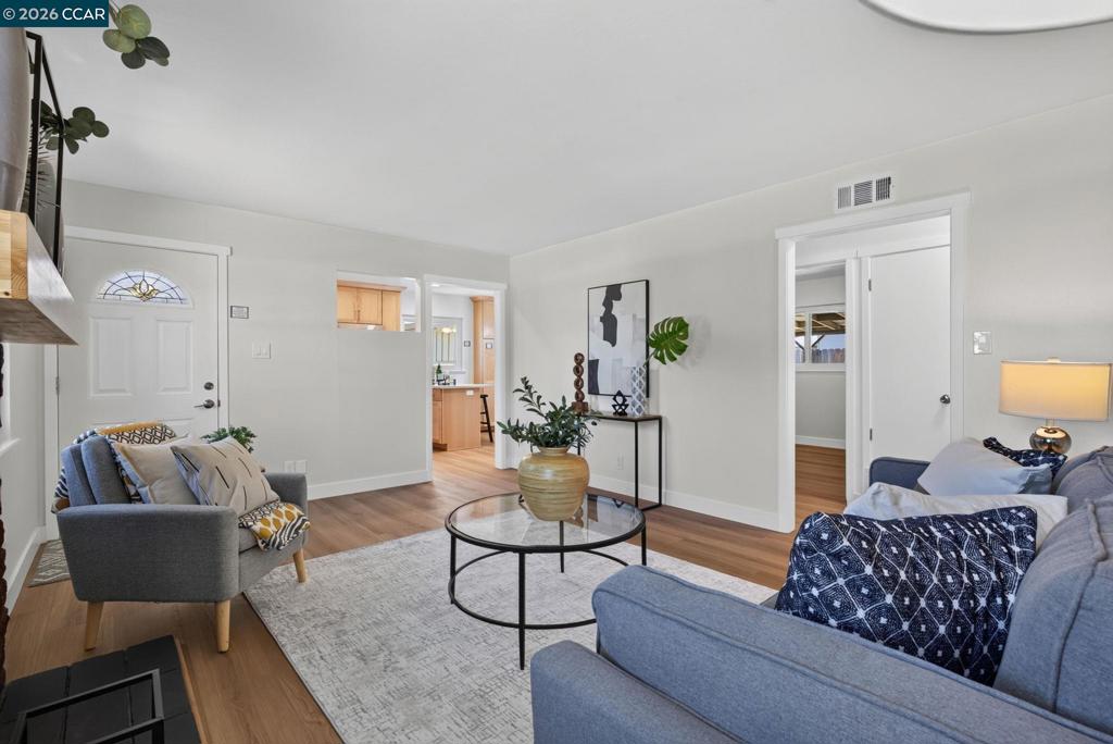 4352 Cheltenham Ct