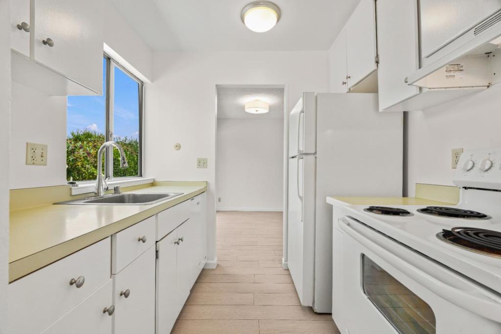 140 Palo Verde Terrace