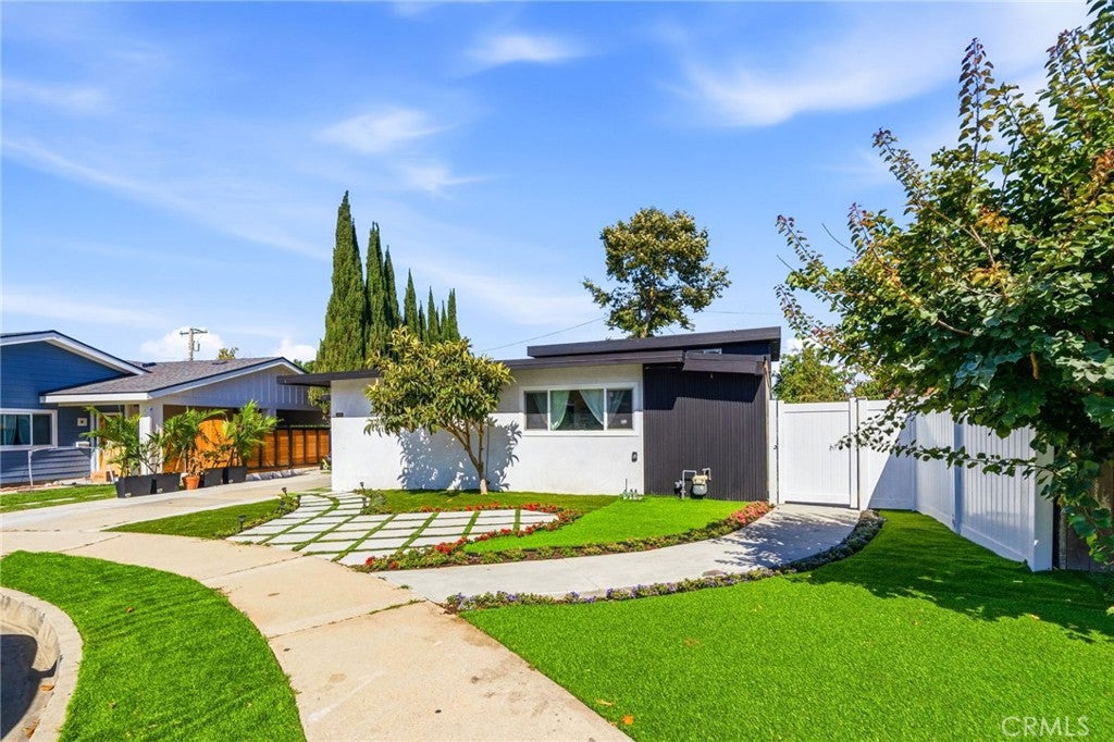 24812 Pitcairn Way, Torrance CA 90505