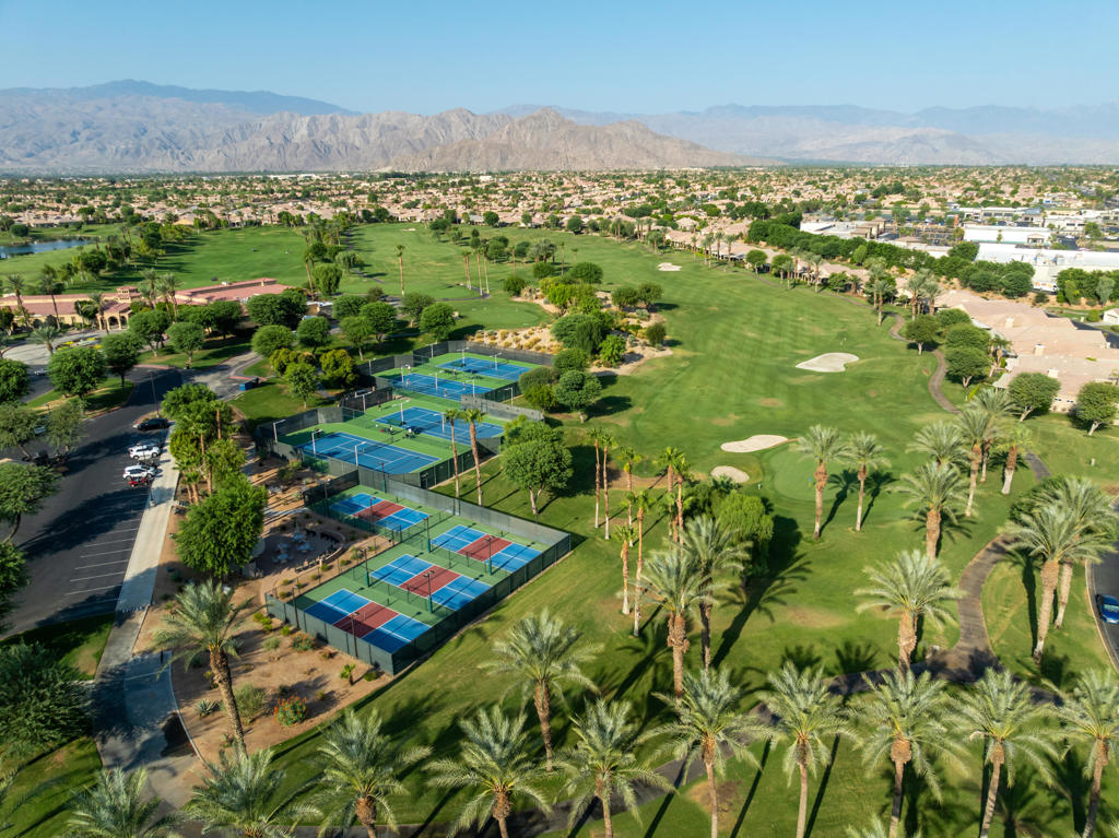 Heritage Palms CC - Residential