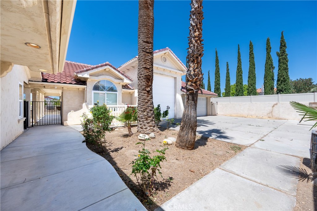 43639 Tomahawk Place