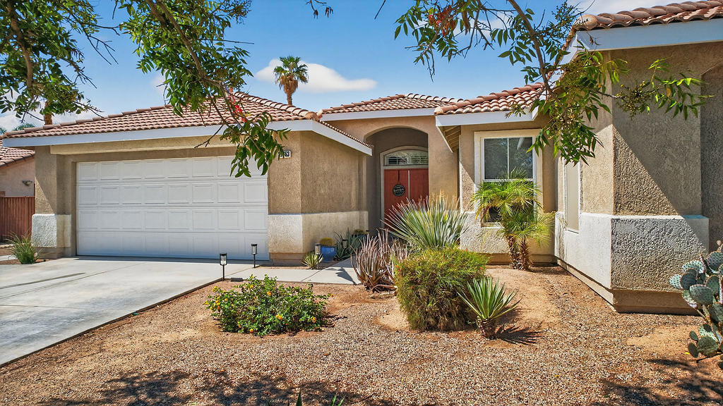 Tucked in a quiet residential neighbourhood street , away from the hustle and bustle of the big city , yet close to it all , Frank sinatra being one of the major streets in the desert!Nice front and back yard sizes, very private back yard with Alumawood patio cover. Newer kitchen with quartz waterfall slabs and back splash and newer ACs, ceiling fans throughout ... and these are just some of the features this home posesses.