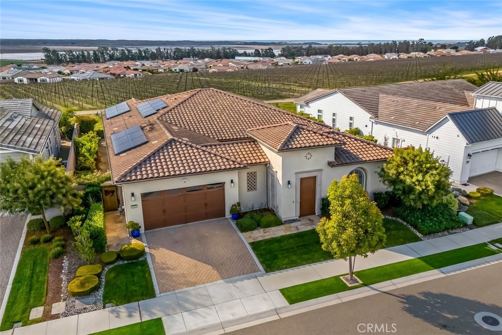 1590 Eucalyptus Road