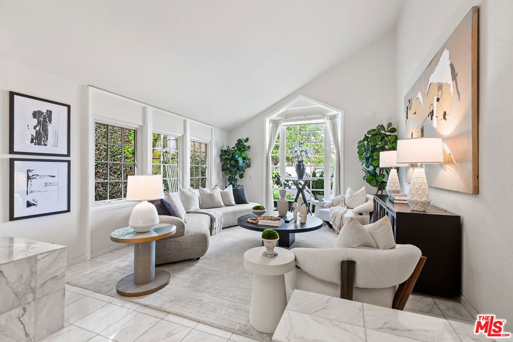 Photo of 7538 W 81st Street, Playa Del Rey, CA 90293 (MLS # 25631477)