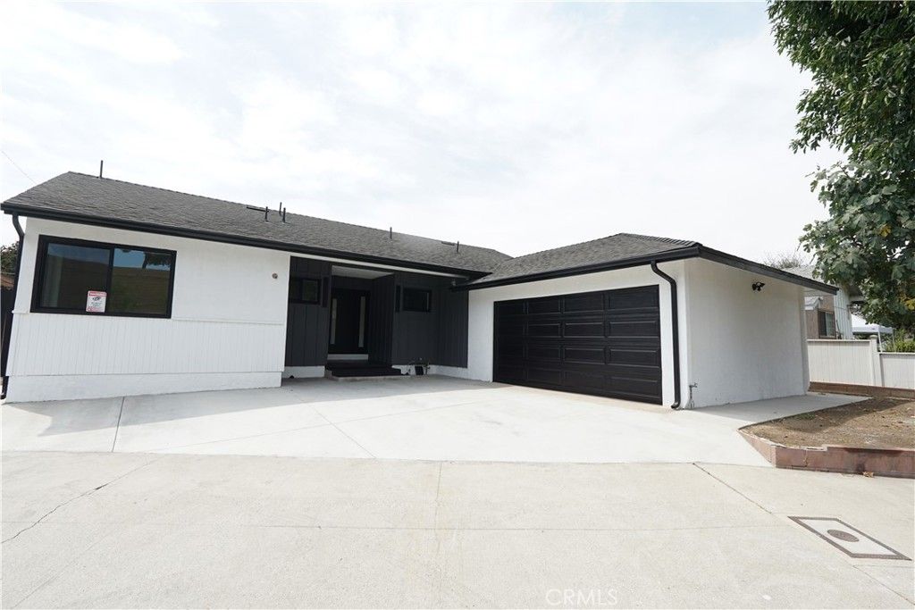Photo of 10345 Blucher Avenue, Granada Hills, CA 91344 (MLS # SR25150728)