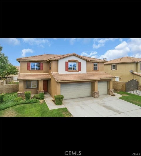 Photo of 9297 San Rafael Arcangel Ln, Riverside, CA 92508 (MLS # OC26192138)