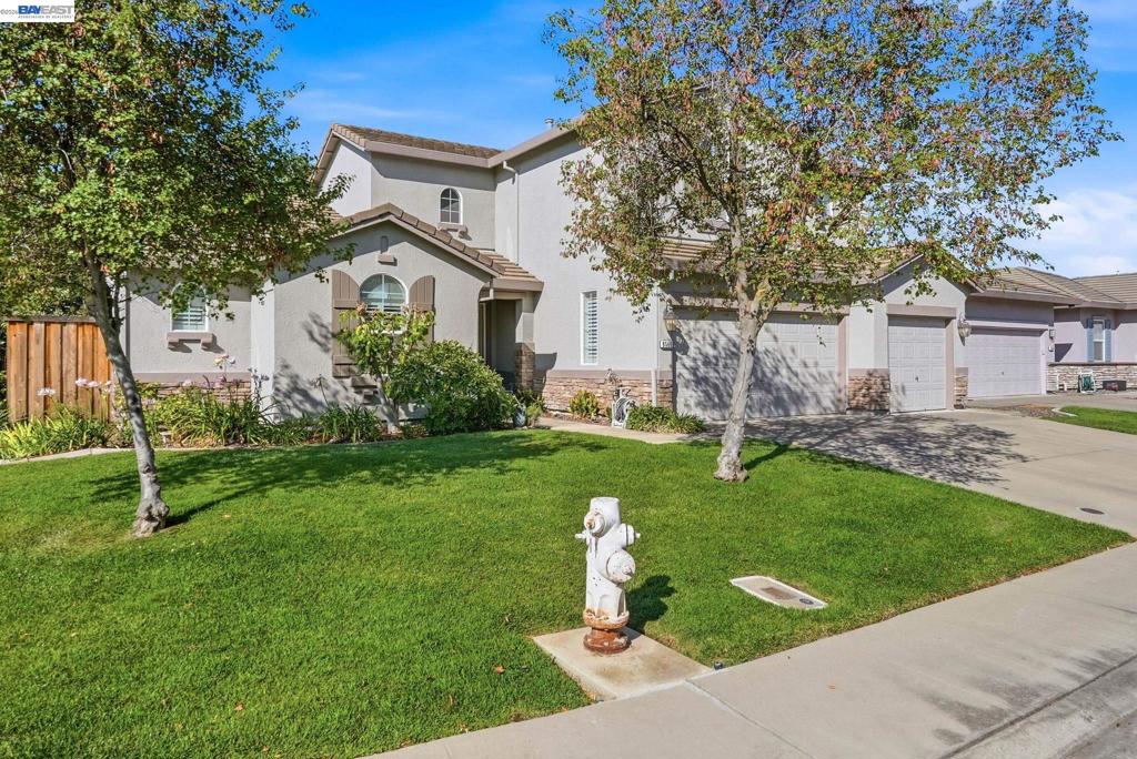 9569 Nicole Ln