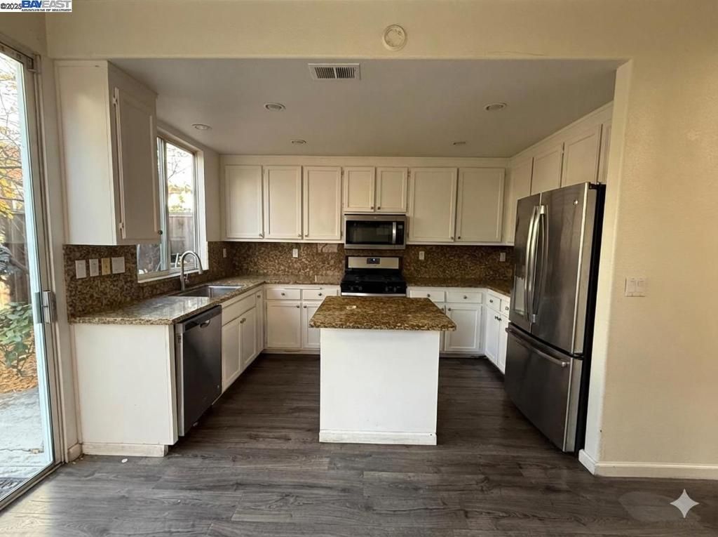 Photo of 39965 Potrero Dr Dr, Newark, CA 94560 (MLS # 41119466)