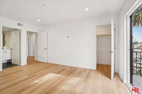 Photo of 312 N Coronado Street, Los Angeles, CA 90026 (MLS # 26827649)